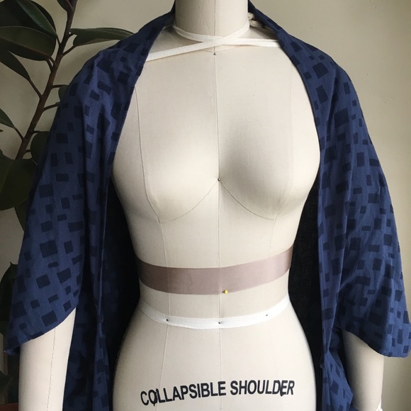 SOLD! Universal Thread // Kimono - Picture 4 of 8